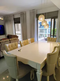 Luxury 4BR/3BA Apartment 1,400 sq. ft. (130 sqm) - Image 5