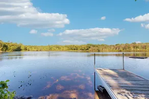 2BR lakefront home with seasonal dock & deck - Image 2