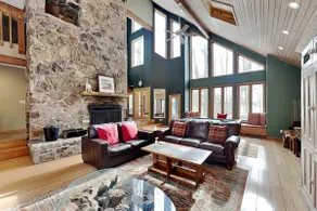 Shoreline Chateau | Private Dock, Fire Pit, Views! - Image 4