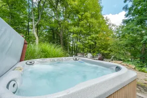 Fancy Free | Lakefront, Hot Tub, Pet Friendly - Image 2
