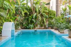 In the heart of Tunis, a decorative gem - Image 2