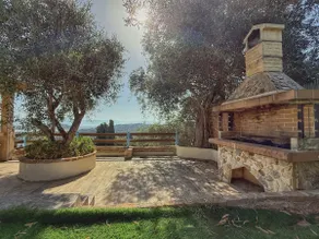Viros Holiday House - Image 5