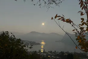 The view 39 - Apartment overlooking the lake and mountains - Image 4