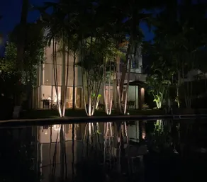 Short walk to beach. Designer’s luxury poolvilla. - Image 3