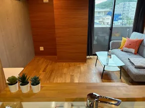Renovated 2026｜Top floor｜8 min to Peace Park - Image 5