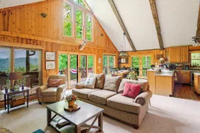 VIEWS! 100+MB WIFI! firepit, private, convenient - Image 2