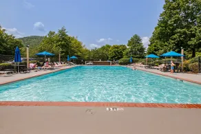 VIEWS! 100+MB WIFI! firepit, private, convenient - Image 5