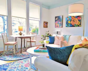 Artist-Curated Cottage Vibe - Image 2
