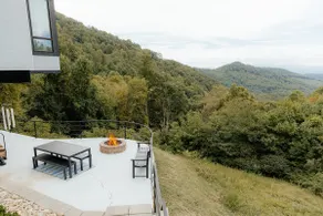 Epic Mtn Views | Secluded | 25 min to DT Asheville - Image 5