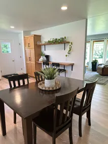 Town and Country Cottage - Image 4