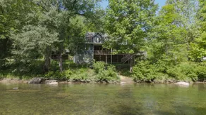4 Wheeling Riverfront Paradise, awesome deck! - Image 4