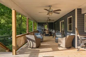 4 Wheeling Riverfront Paradise, awesome deck! - Image 3