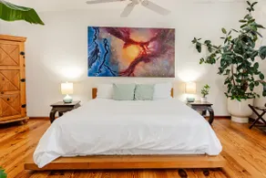 Top-Floor Studio | Treetop View Luxe Bath - Image 3