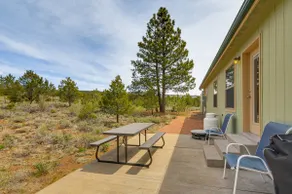 Secluded Boulder House - Next to National Forests! - Image 2