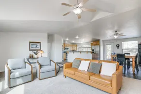 Secluded Boulder House - Next to National Forests! - Image 4