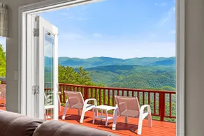 It's called ”Heavenly Views” because it is. - Image 3
