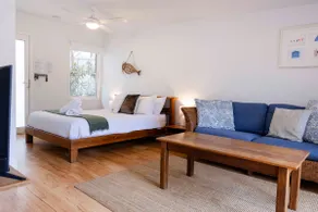 Nelsons Beach Studio - By Worrowing Jervis Bay - Image 2