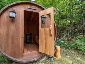 Mount Brook Cabin with Sauna - Image 3