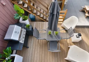 LiV MTL Av-1277 | Spacious 3BR Rooftop • Sleeps 10 - Image 5
