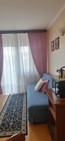 Laura's apartment - Image 5