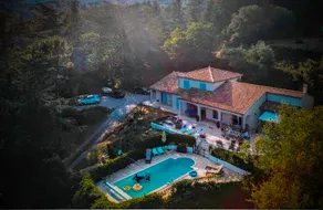 Retreat Villa with heated pool & mountain views - Image 4