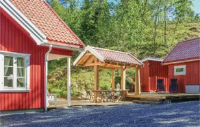 Amazing home in Søndeled with sauna - Image 5