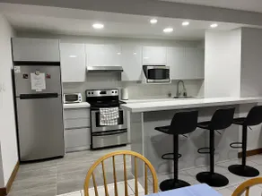 Fully equipped apartment at shopping mall, Zone 15 - Image 5