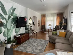 Family home in the Elmwood Village - Image 2