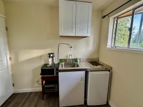 The AJAX: Guest Suite - Image 4