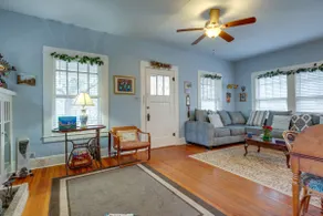 Charming Canyon Lake Cottage w/ Pool & BBQ Pit! - Image 4