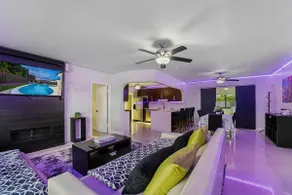 Luxe 5BR Heated Pool Retreat • Hard Rock Sleeps 16 - Image 2