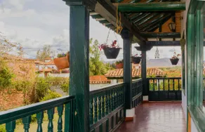 The Cattleya House, 8 bckstoPlaza/WiFi/garden/BBQ - Image 4