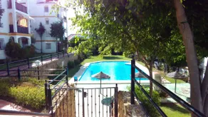 Sunny apartment with pool and sunset view - Image 3
