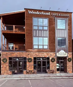 Wonderland Eco Lodge Condo 1 Block to Yellowstone - Image 3