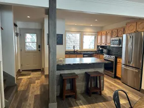 SilverStar 3 Bedroom + Hot Tub Sleeps 9 On Ski-way - Image 4