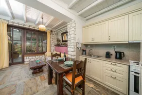 Laertis - Luxury Stone Apartments - Image 3