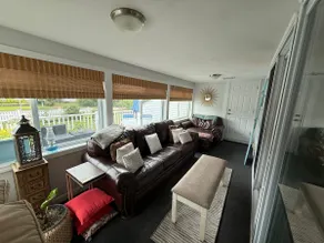 The beach house is calling! - Image 2