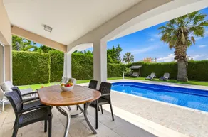 Bungalow Casa Bella by Ezoria Villas - Image 2