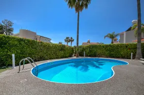 Villa Oasis by Ezoria Villas - Image 2