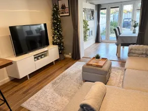 2 bed House with Sea View and 2 parking spaces - Image 2