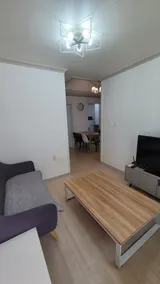 * 2nd floor private house-Olimodeling cozy and spacious space (Yellow Sunshine House)-Parking available right in front of the house - Image 3