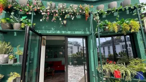 The best green terrace in the city art deco flat - Image 4