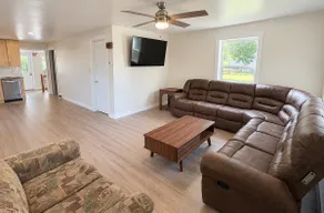Newly Renovated 4BR Home, Garage, Huge Yard - Image 2