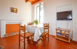 2 Bedroom Awesome Home In Coti-Chiavari - Image 4