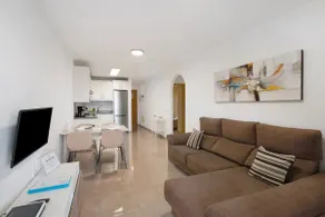 La Perla con piscina y garaje by Médano Rentals - Image 3