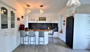 Cottage for 13 people - Pool - Garden - 4 comfortable suites - Image 4