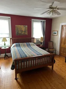 Large New England Home w/ Gorgeous Mountain Views - Image 5
