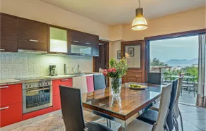 Stunning Home In Kokari - Image 5