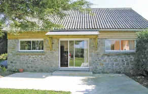 1 Bedroom Awesome Home In Carolles - Image 5
