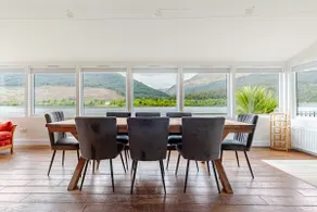 Rossmay House - 4 Bedroom Scottish Villa with waterfront / mountain views - Image 3